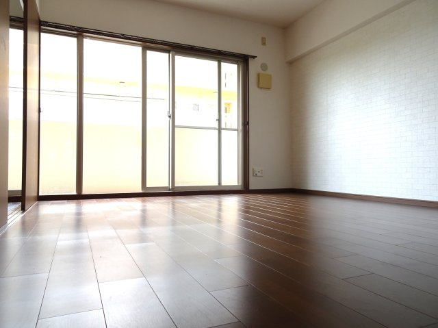 リバーズマンション築捨Ⅱの洋室|イメージ写真