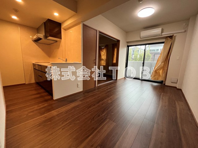 【居間・リビング】 | カールスルーエ吉祥寺