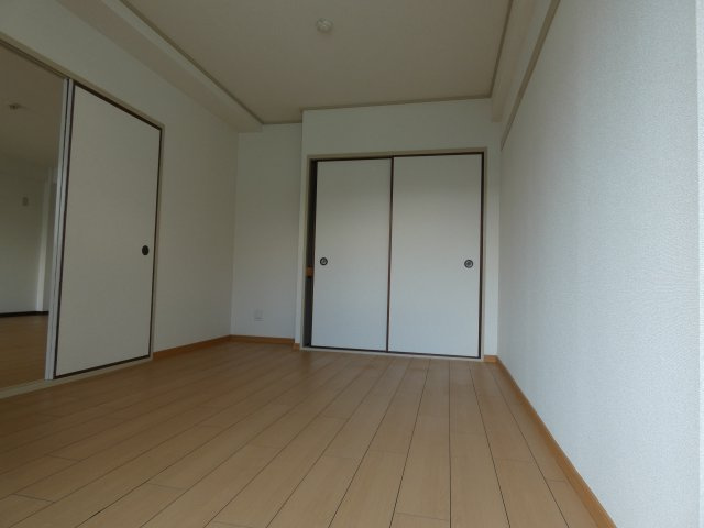 【寝室】 | せせらぎ