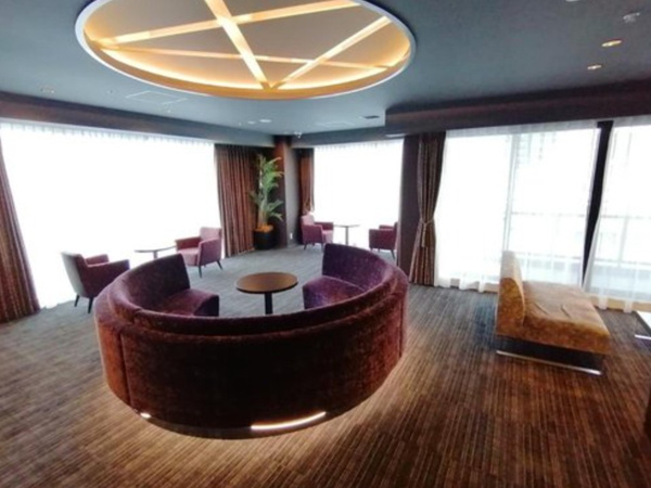 【その他共用部分】 | 【共用部分】スカイラウンジです。地上約55mの高さから都市の景観や夜景を楽しんでいただけます。