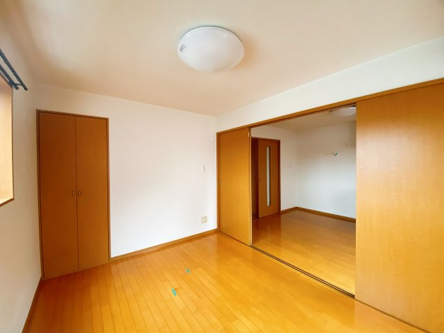 OASIS　SATONAKA　Bの洋室