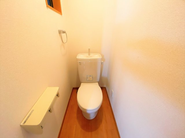 OASIS　SATONAKA　Bのトイレ