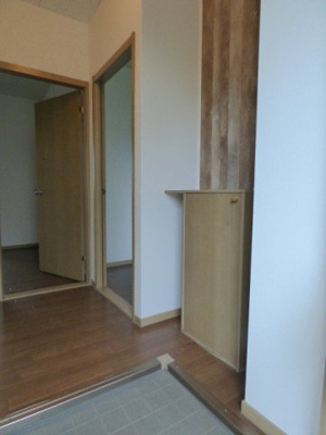 【玄関】 | サンガーデンＫＯＢＡＹＡＳＨＩ　Ｂ棟
