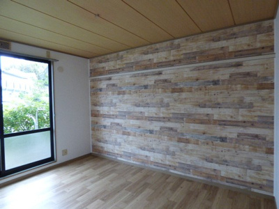 【洋室】 | サンガーデンＫＯＢＡＹＡＳＨＩ　Ｂ棟 | アクセントクロスがおしゃれな洋室6帖。