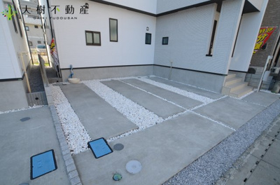 【駐車場】 | 海老名市上今泉2丁目　新築戸建て  全３棟　【仲介手数料無料】