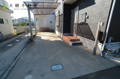 【駐車場】 | 海老名市門沢橋4丁目　中古戸建て　【仲介手数料無料】