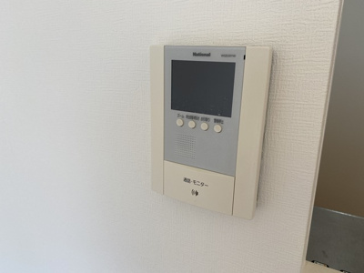 【セキュリティ】 | カーサヴェルデ | TVモニター付きのインターホンが付いているので安心ですね