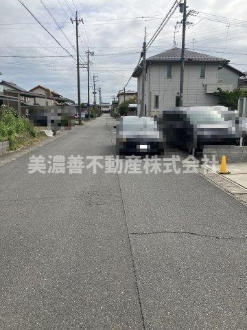 ５９５８６　羽島市竹鼻町狐穴土地の前面道路含む現地写真