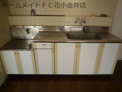 【キッチン】 | タウンハウス209F棟 | 写真はイメージです