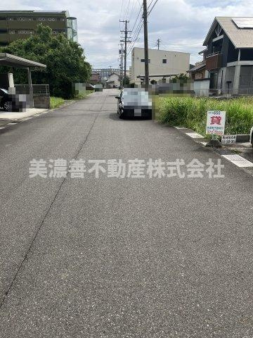 ５９５８３　羽島市福寿町浅平土地の前面道路含む現地写真