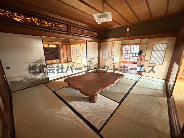 日本庭園付き古民家の和室|和室がひろがる居住スペース