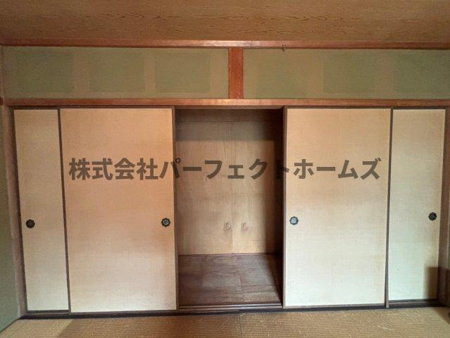 日本庭園付き古民家の収納|こまごまとしたものを収納できそうですね