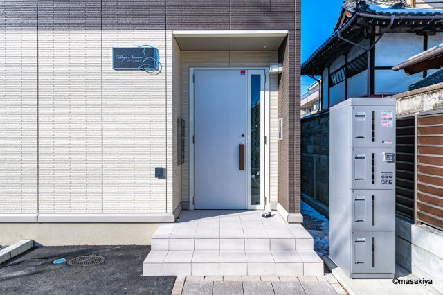 コラージュななせのエントランス