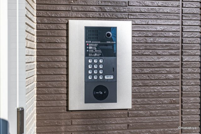 コラージュななせのエントランス