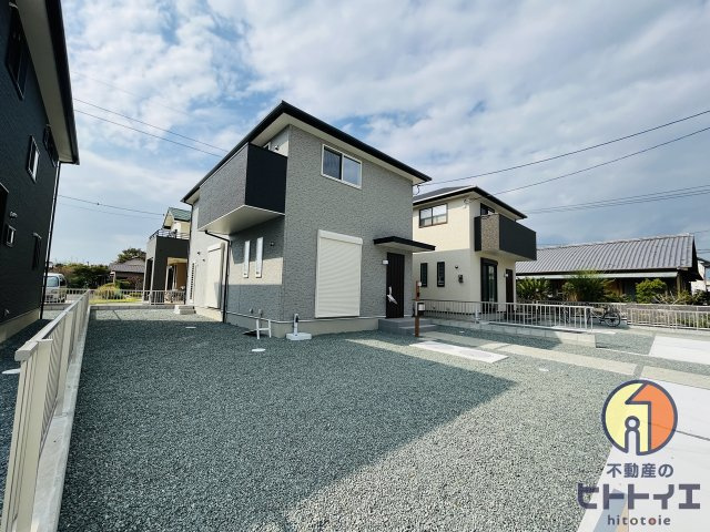 新築住宅)サンコート八女市本村9号棟の外観