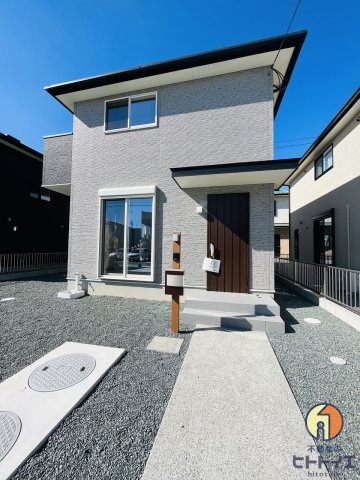新築住宅)サンコート八女市本村9号棟の外観