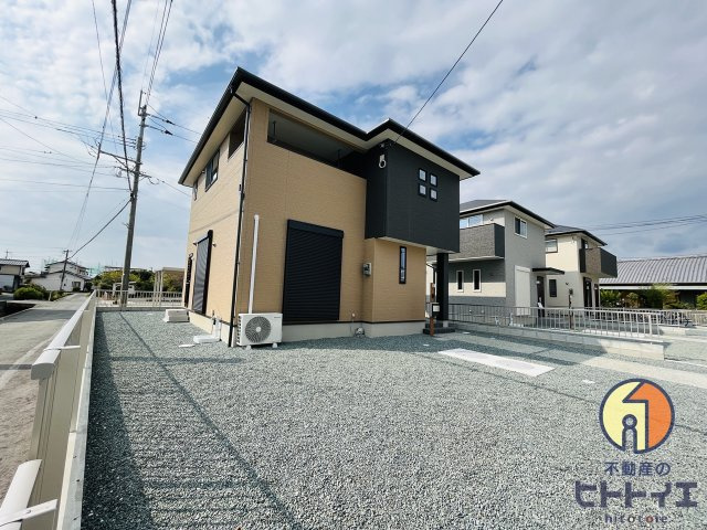 新築住宅)サンコート八女市本村10号棟の駐車場