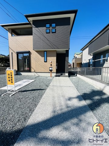 新築住宅)サンコート八女市本村10号棟のエントランス