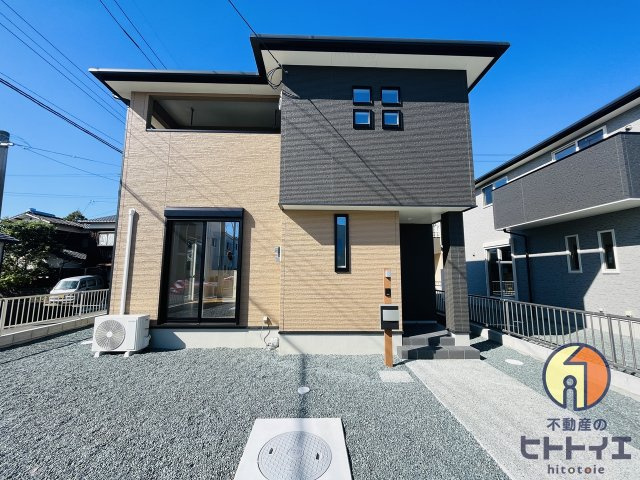 新築住宅)サンコート八女市本村10号棟の外観