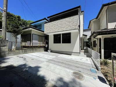 【外観】 | ■車２台可！整形地南道路の陽当り良好住宅■藤沢市白旗４丁目 | カースペース２台あり！来客時でも便利です！