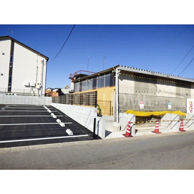 【駐車場】 | ＭＣ　Ｖｉｌｌａｇｅ(エムシービラージュ)Ｃ棟 | 車をお持ちの方に嬉しい駐車場付きの物件です