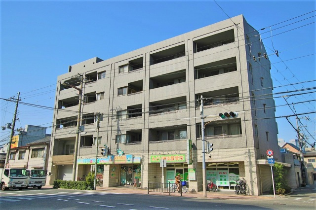 マレ ドゥ カルムの外観