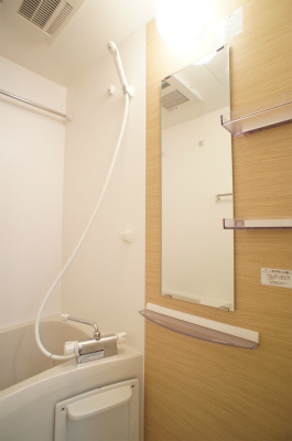 リブリ・ハナミズキ大船2ndの浴室