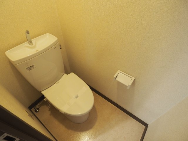 ヴェルデ赤羽のトイレ