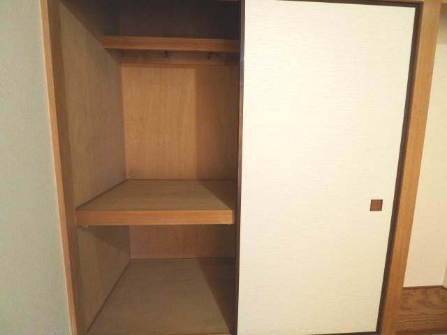 ヴェルデ赤羽の収納