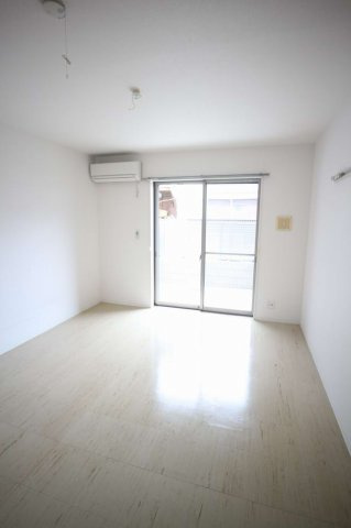 【居間・リビング】 | Aqua Stone | 使いやすい居間です