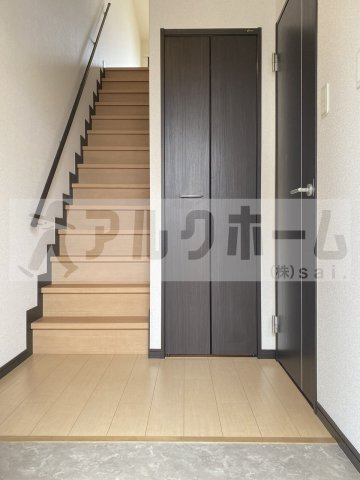 アクイラの玄関