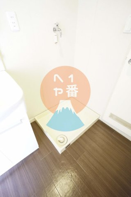 【設備】 | リブェールハイツB | 室内洗濯機置場です　※参考写真です