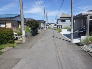 【前面道路含む現地写真】 | 大館市柄沢字狐台・中古住宅