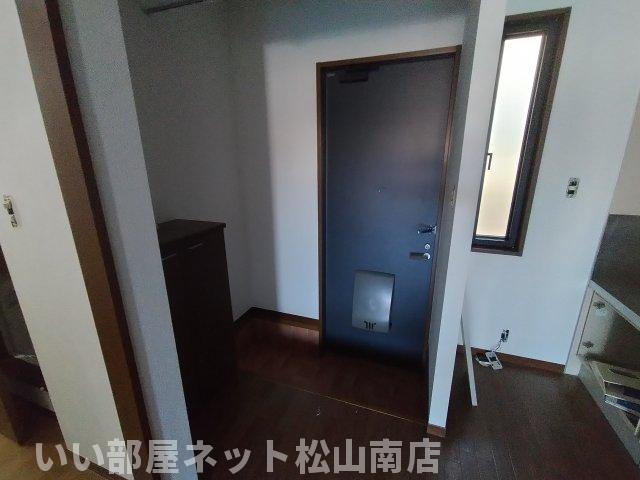 【玄関】 | フレグランスガーデン