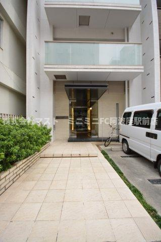 アーバネックス南堀江のエントランス