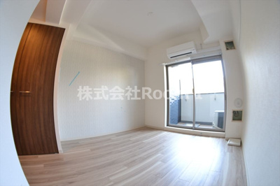 【居間・リビング】 | プレサンス大阪天満リバーシア | リビングです