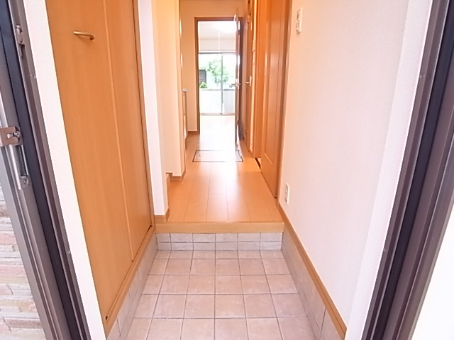 セレーノ東垂水の玄関