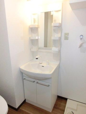 【独立洗面台】 | ベリーウェル阿倍野 | シャワー付き洗面化粧台