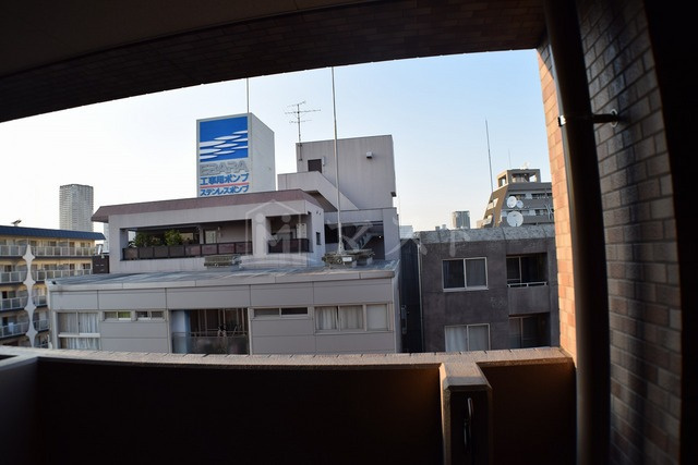 リーガルあみだ池新町のバルコニー