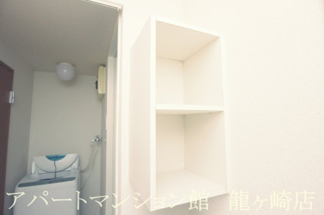 レオパレス山久の収納