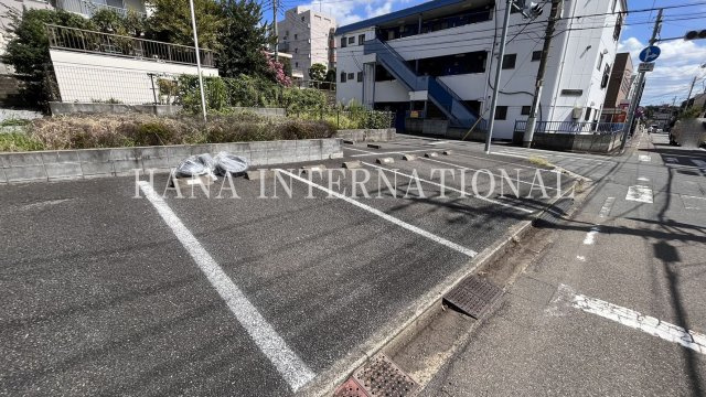 Ｃｒｅａの駐車場