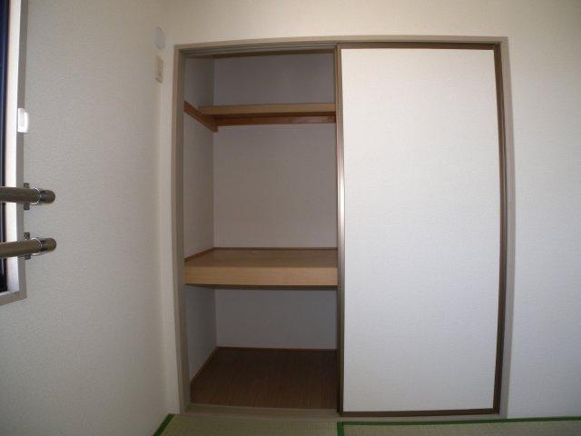 パルティーダB棟の収納