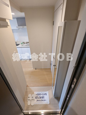 【玄関】 | プロスペリティ赤堤 | ※別号室同間取り参考写真です