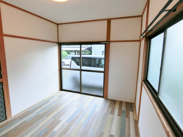 松ケ谷ロ貸家の洋室