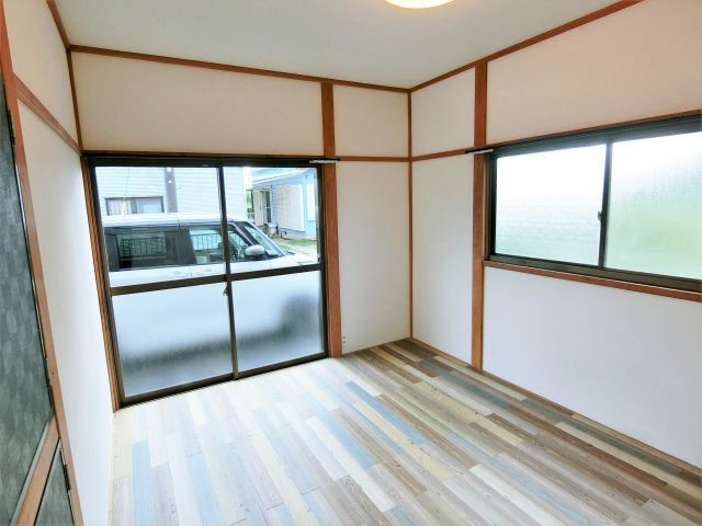 松ケ谷ロ貸家の洋室