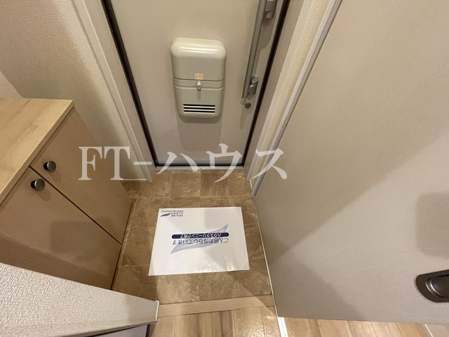 プリムラの玄関