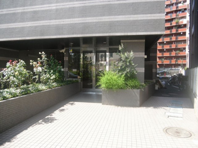 【エントランス】 | リンデンハイム府中