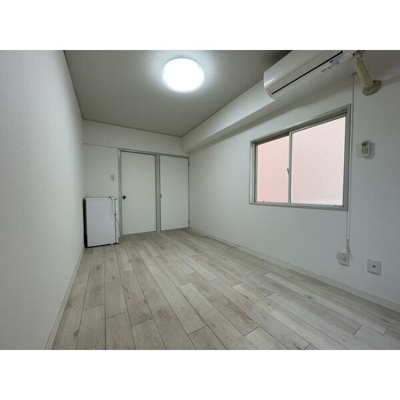 【洋室】 | ディバージョン久宝寺