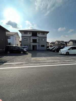 【駐車場】 | フォブール生石