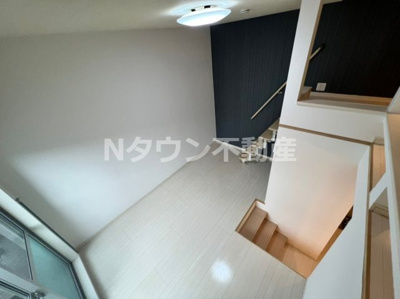 【居間・リビング】 | セレーナ中村 | ゆったり過ごせる居間です